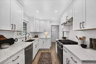 2130 Roenoke Way, San Jose, CA 95128 - Photo 5