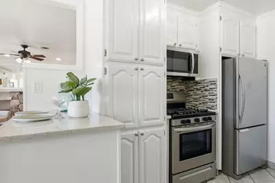 1301 Highland Dr, Hollister, CA 95023 - Photo 13