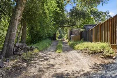365 Pennsylvania Ave, Los Gatos, CA 95030 - Photo 71
