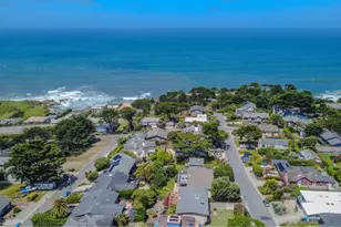 346 12th St, Montara, CA 94037 - Photo 57