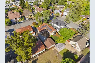 385 Carmelita Dr, Mountain View, CA 94040 - Photo 51