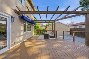 385 Carmelita Dr, Mountain View, CA 94040 - Photo 39