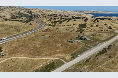 38780 Dinosaur Point Rd, Hollister, CA 95023 - Photo 27