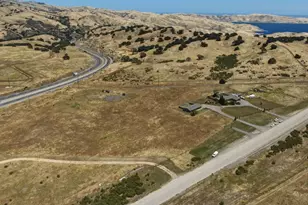 38780 Dinosaur Point Rd, Hollister, CA 95023 - Photo 27