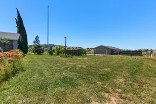 38780 Dinosaur Point Rd, Hollister, CA 95023 - Photo 19