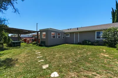 38780 Dinosaur Point Rd, Hollister, CA 95023 - Photo 13