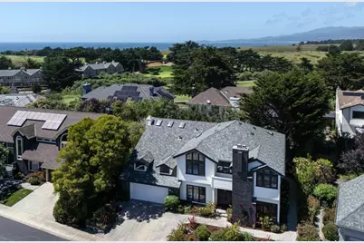 11 Fairway Pl, Half Moon Bay, CA 94019 - Photo 1