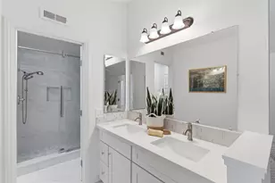 20661 Oak Creek Ln, Saratoga, CA 95070 - Photo 17