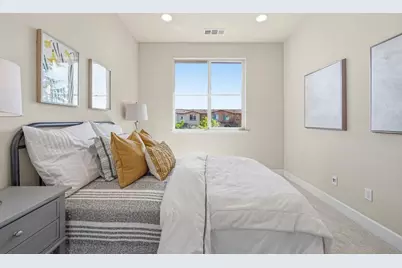 375 Santa Diana Ter, Sunnyvale, CA 94085 - Photo 27