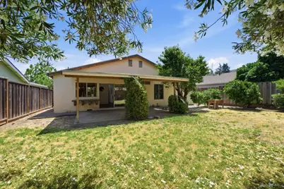 301 Martinvale Ln, San Jose, CA 95119 - Photo 17