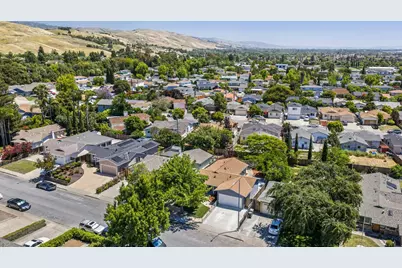 448 Greathouse Dr, Milpitas, CA 95035 - Photo 49