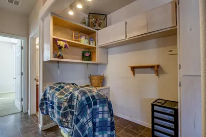 17997 Del Puerto Canyon Rd, Patterson, CA 95363 - Photo 21