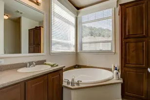17997 Del Puerto Canyon Rd, Patterson, CA 95363 - Photo 5