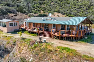17997 Del Puerto Canyon Rd, Patterson, CA 95363 - Photo 1