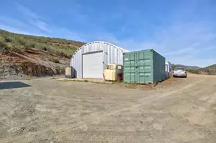 17997 Del Puerto Canyon Rd, Patterson, CA 95363 - Photo 29