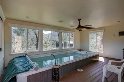 17997 Del Puerto Canyon Rd, Patterson, CA 95363 - Photo 27