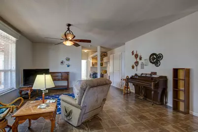 17997 Del Puerto Canyon Rd, Patterson, CA 95363 - Photo 9