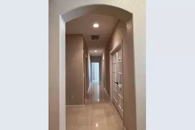 10658 Willow Glen Cir, Stockton, CA 95209 - Photo 17