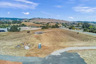 2055 Rucker Ave, Gilroy, CA 95020 - Photo 29