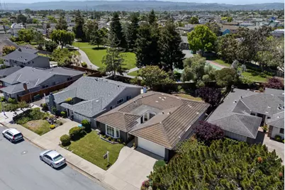 349 Bluefish Ct, Foster City, CA 94404 - Photo 49