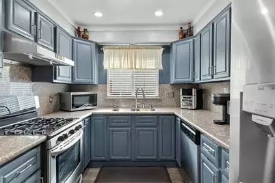 1025 Burkhart Ave, San Leandro, CA 94579 - Photo 5