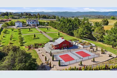 155 Scarlet Ct, Watsonville, CA 95076 - Photo 1