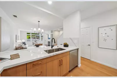 3687 Cabernet Vineyards Cir, San Jose, CA 95117 - Photo 23