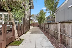 2226 Blake St, Berkeley, CA 94704 - Photo 63