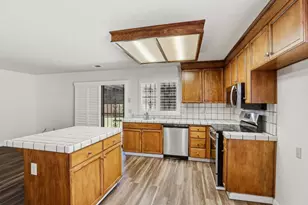 2308 Hammertown Dr, Stockton, CA 95210 - Photo 15
