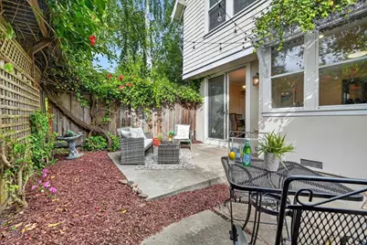 200 Roosevelt Ter, Santa Cruz, CA 95060 - Photo 29