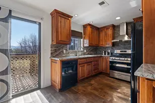 801 Nash Rd B10, Hollister, CA 95023 - Photo 11