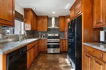 801 Nash Rd B10, Hollister, CA 95023 - Photo 5