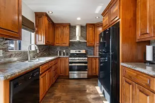 801 Nash Rd B10, Hollister, CA 95023 - Photo 5