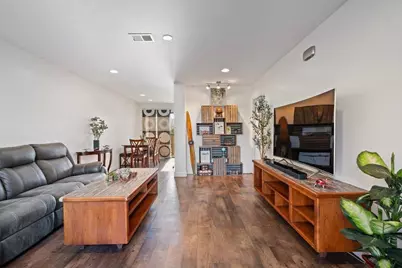 801 Nash Rd B10, Hollister, CA 95023 - Photo 3