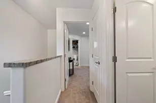 801 Nash Rd B10, Hollister, CA 95023 - Photo 15
