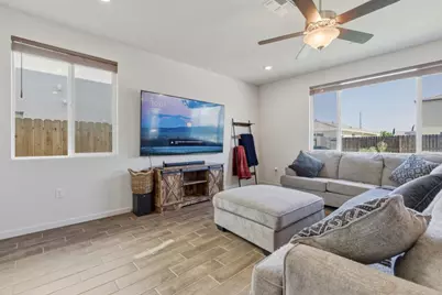 2042 Michelle St, Los Banos, CA 93635 - Photo 21
