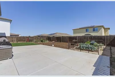 2042 Michelle St, Los Banos, CA 93635 - Photo 47