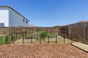 2042 Michelle St, Los Banos, CA 93635 - Photo 45