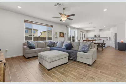 2042 Michelle St, Los Banos, CA 93635 - Photo 13
