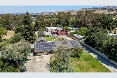 2025 Jeanie Ln, Gilroy, CA 95020 - Photo 71