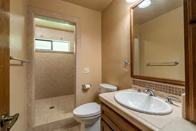 2025 Jeanie Ln, Gilroy, CA 95020 - Photo 35