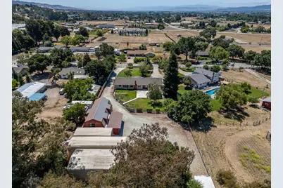 2025 Jeanie Ln, Gilroy, CA 95020 - Photo 83