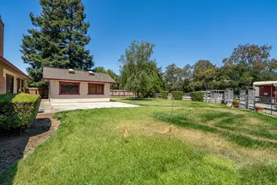 2025 Jeanie Ln, Gilroy, CA 95020 - Photo 45