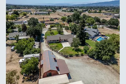 2025 Jeanie Ln, Gilroy, CA 95020 - Photo 81