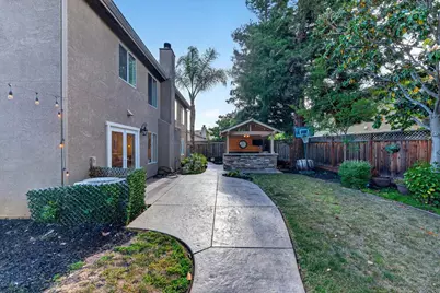 1301 Peregrine Dr, Gilroy, CA 95020 - Photo 55