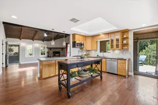 20955 Panorama Dr, Los Gatos, CA 95033 - Photo 17