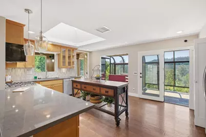 20955 Panorama Dr, Los Gatos, CA 95033 - Photo 17