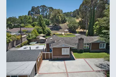 1745 Cordilleras Rd, Redwood City, CA 94062 - Photo 31