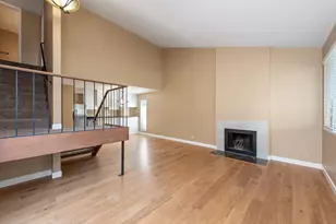 125 Connemara Way 22, Sunnyvale, CA 94087 - Photo 5