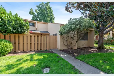 125 Connemara Way 22, Sunnyvale, CA 94087 - Photo 1